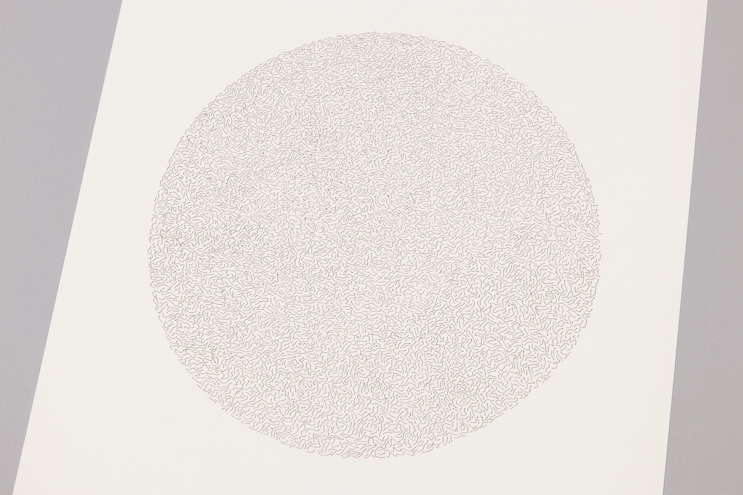 Sol LeWitt - Lines, Not Long, Not Heavy, Not Touching, Drawn at Random (Circle)