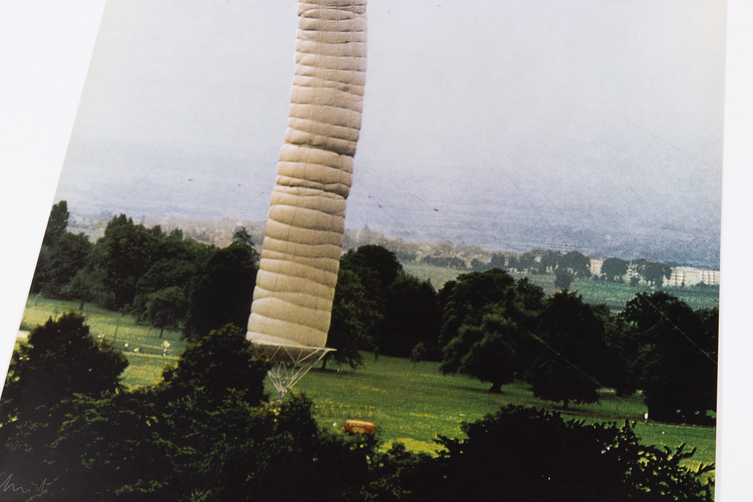 Christo - 5600 Cubicmeter Package (Monuments)