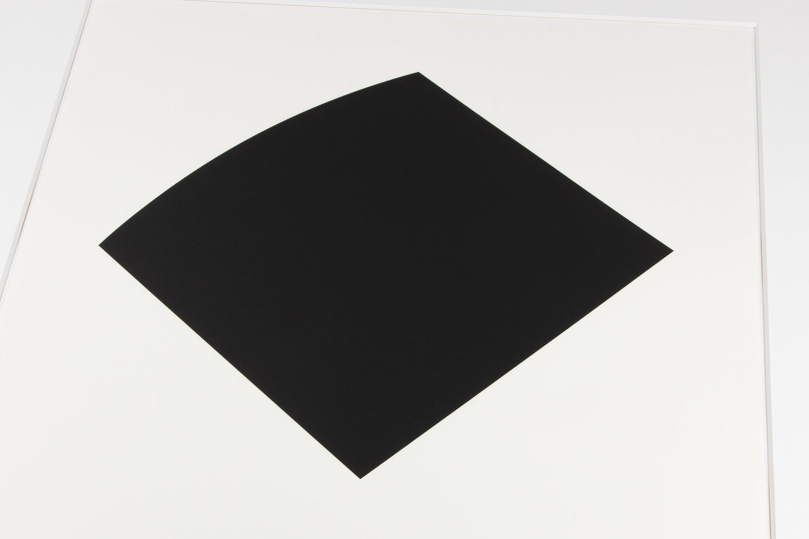 Ellsworth Kelly - Small Black Curve