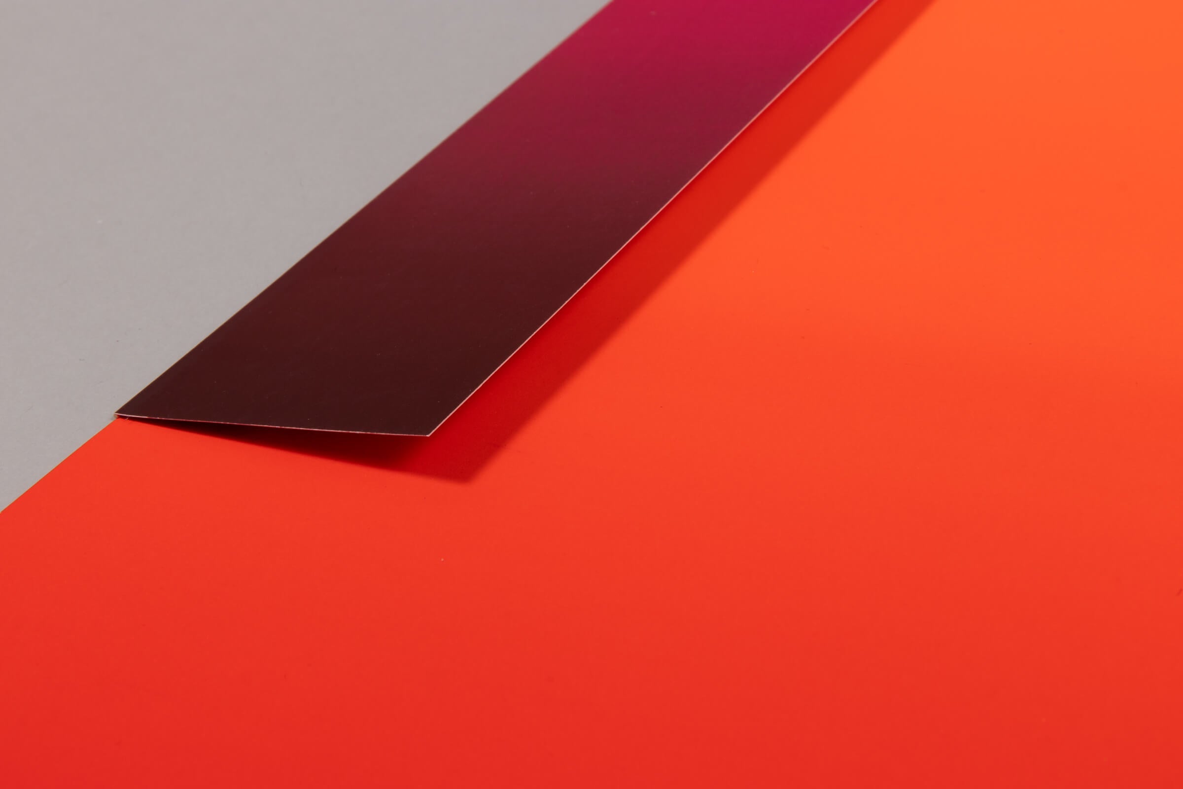 Rupprecht Geiger – Leuchtrot Kalt auf Leuchtrot Warm