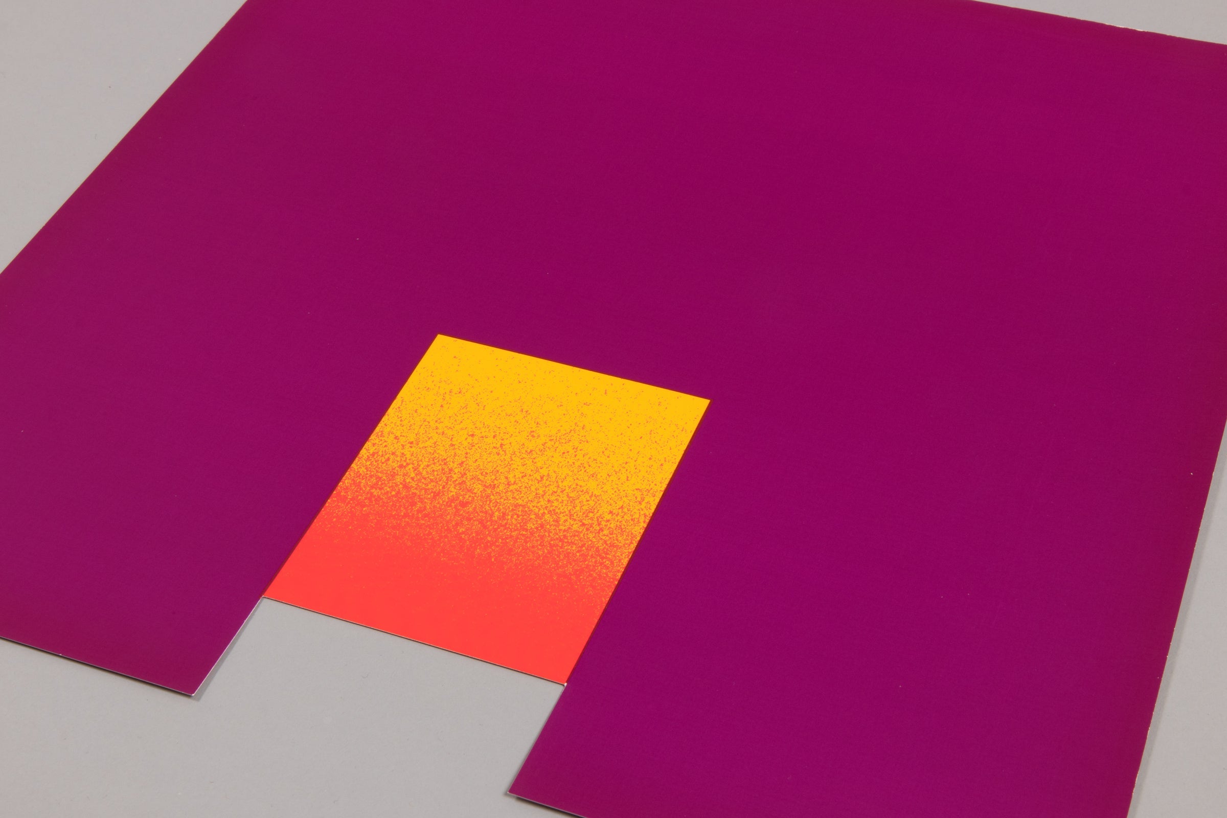 Rupprecht Geiger – Rot - Orange auf Violett