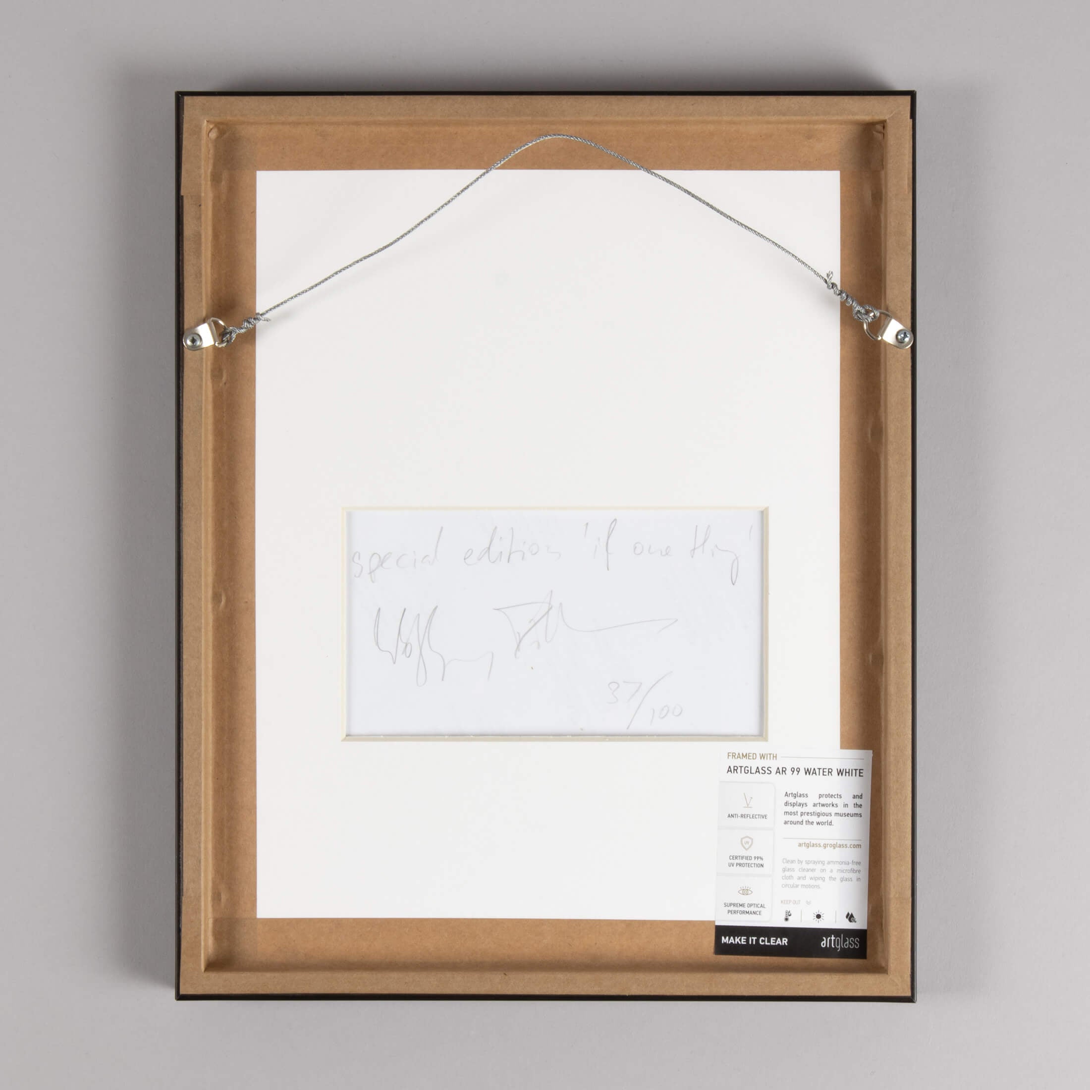 Wolfgang Tillmans – PLEASE leave this one